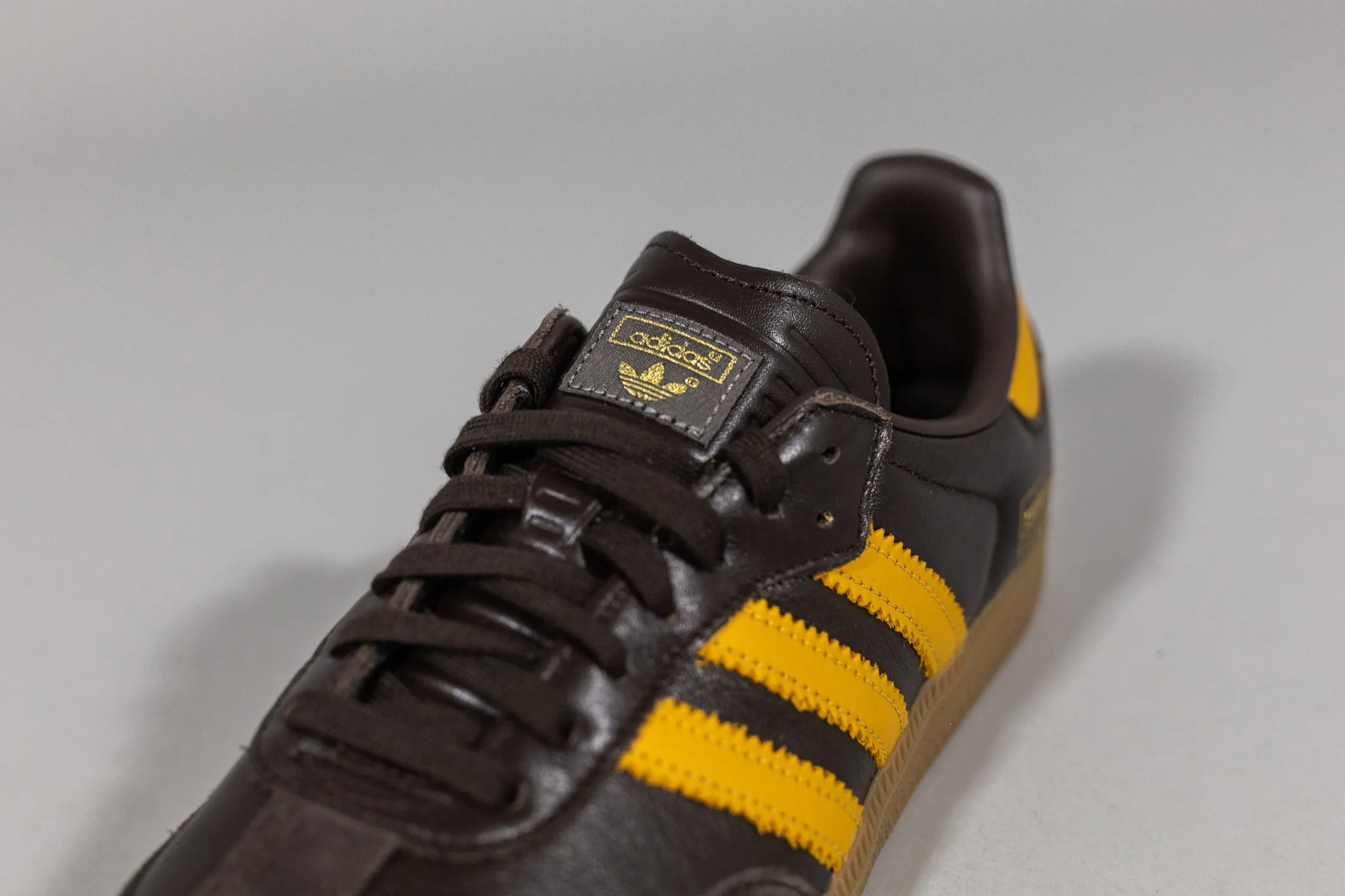 adidas Samba OG 'Dark Brown & Preloved Yellow'