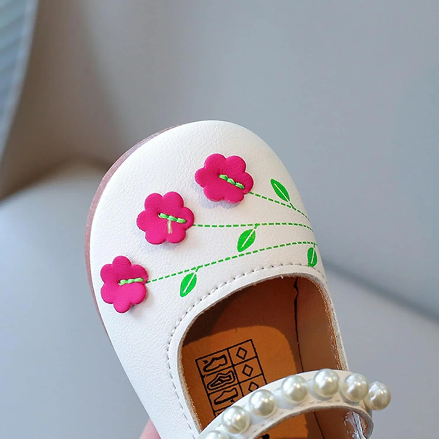 Baby Girls Leather Beaded Strap Sandals Low Heel Closed Toe Ankle Formal Shoes with Flower Toddler Dance Elegant Sandals