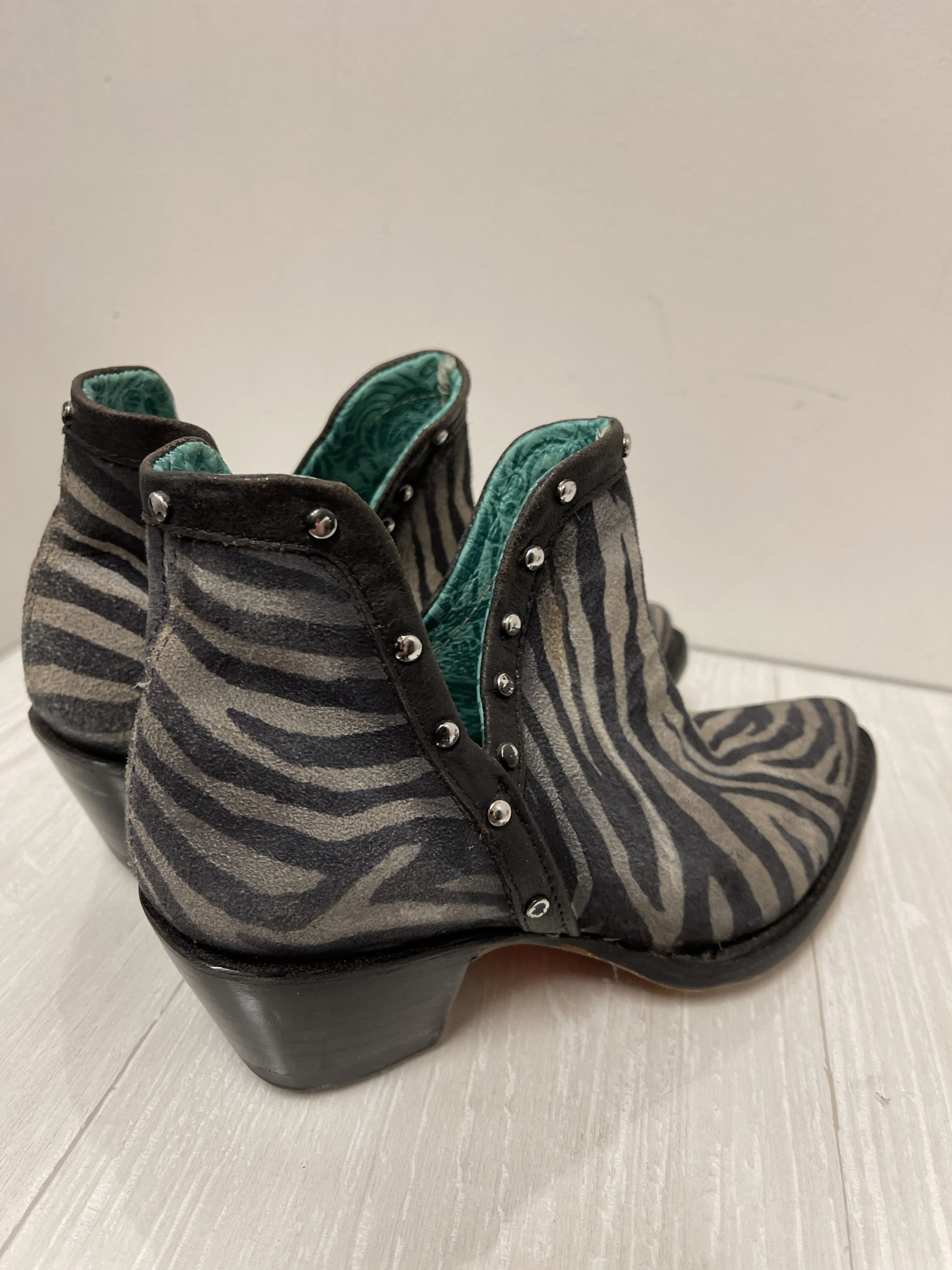 Boots Western By Corral  Size: 7