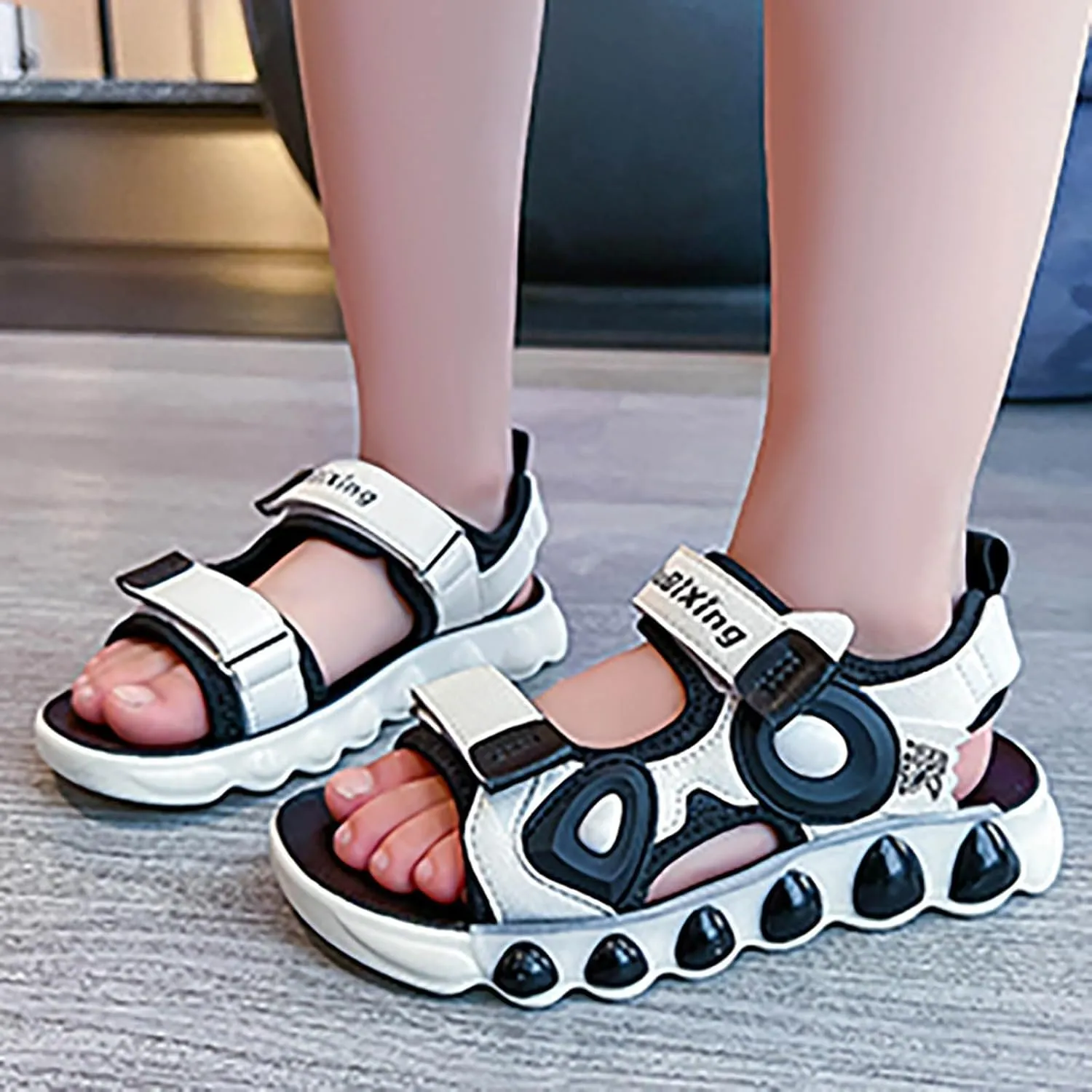 Comfortable Slip-On Kids Sandals Girls Sandals Comfortable Soft Sole Open Toe Fashionable Thick Sole Beach Outdoor Walking Beach Shower Shoes for Boys Girls