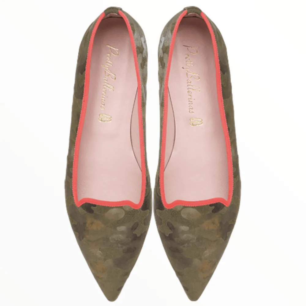 Ella camouflage oil green ballerinas with strong orange details