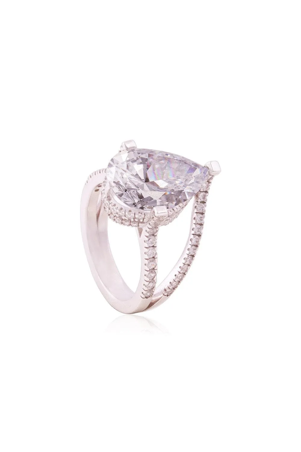 Luminous Pear Sparkler Ring