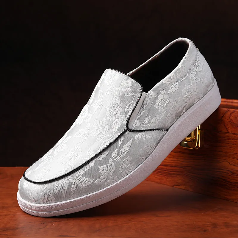Men's embroidered soft and comfortable loafers