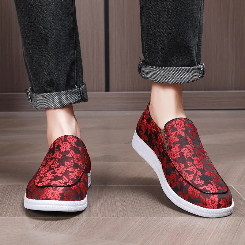 Men's embroidered soft and comfortable loafers