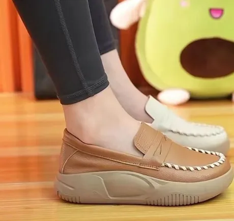 NEW Comfortable Loafers On Offer Soft Women Casual Shoes Slip On Document Blocking Optical Spring Autumn 2022 - Color: Brown - Size 6 Womens