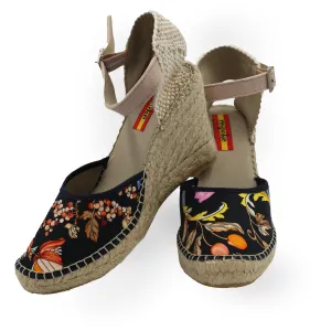 ORIENT Black Buckle Wedges