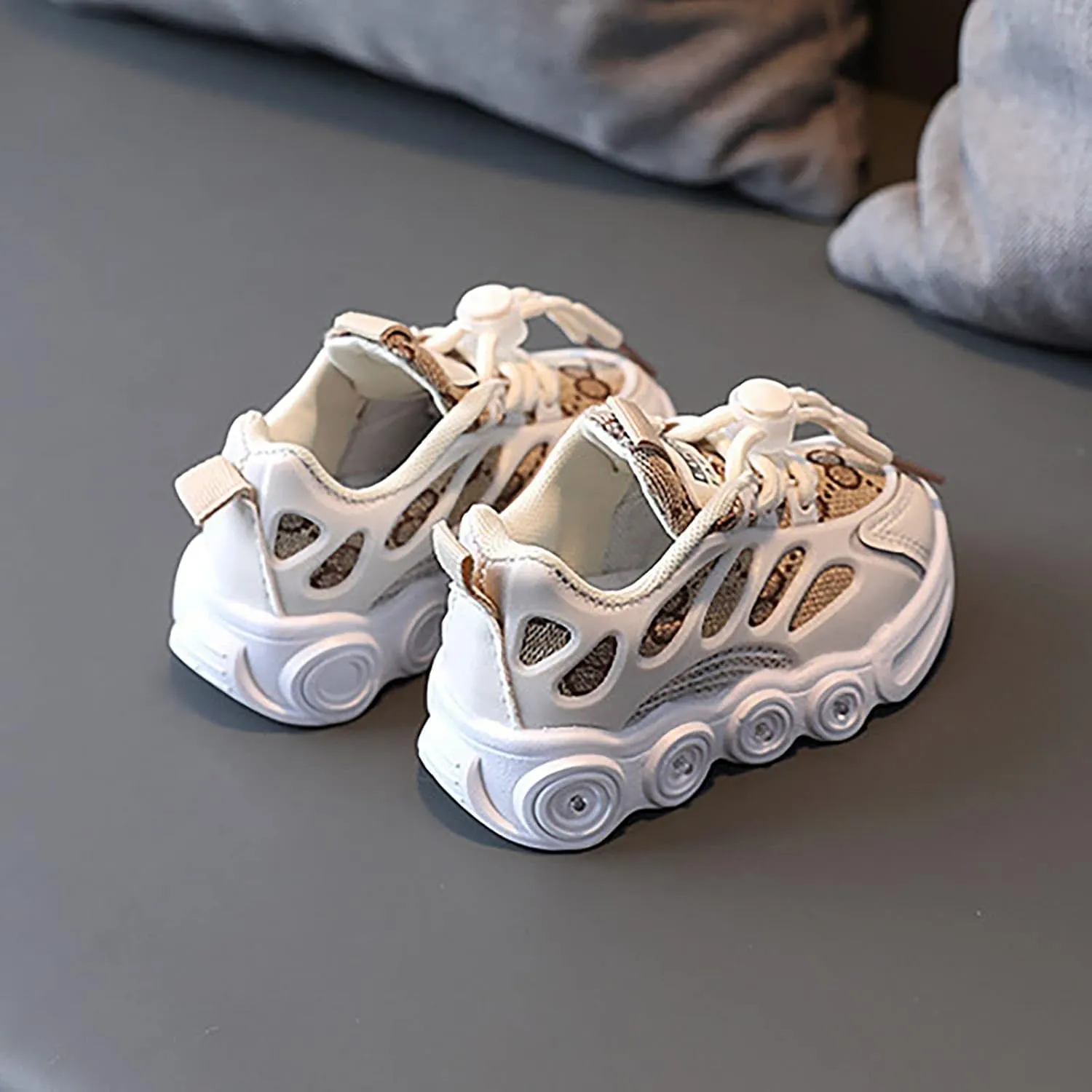 Toddler Light Up Sneakers Kids Athletic Sport Walking Shoes with Adjustable Strap for Girls Boys Casual Shoes