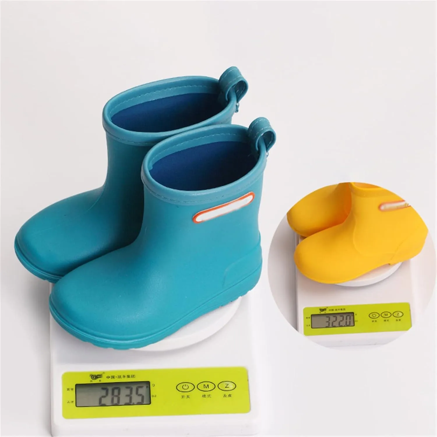 Toddler Rain Boots with Easy On Handles Boys Girls Non-Slip Lightweight Insulated Rain Shoes Kids Rubber Baby Girl Boots